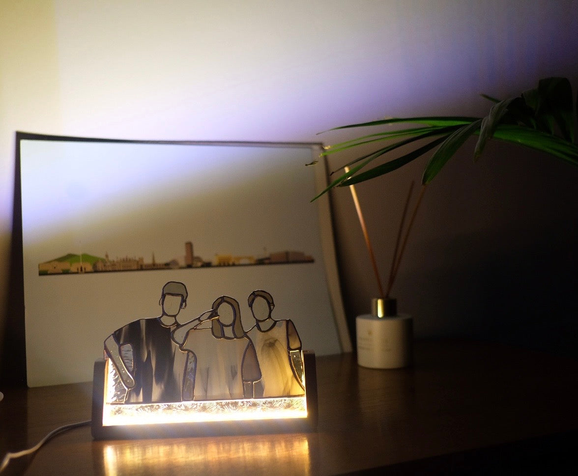 Friends with LED Wooden Stand / Reserved