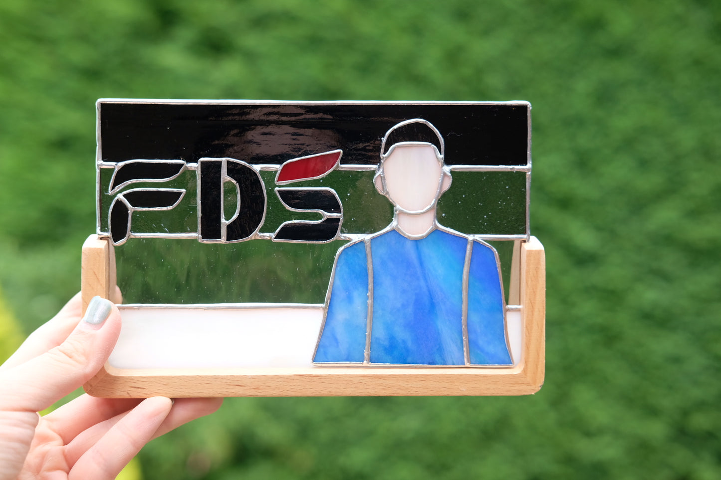 Man with Logo / Reserved