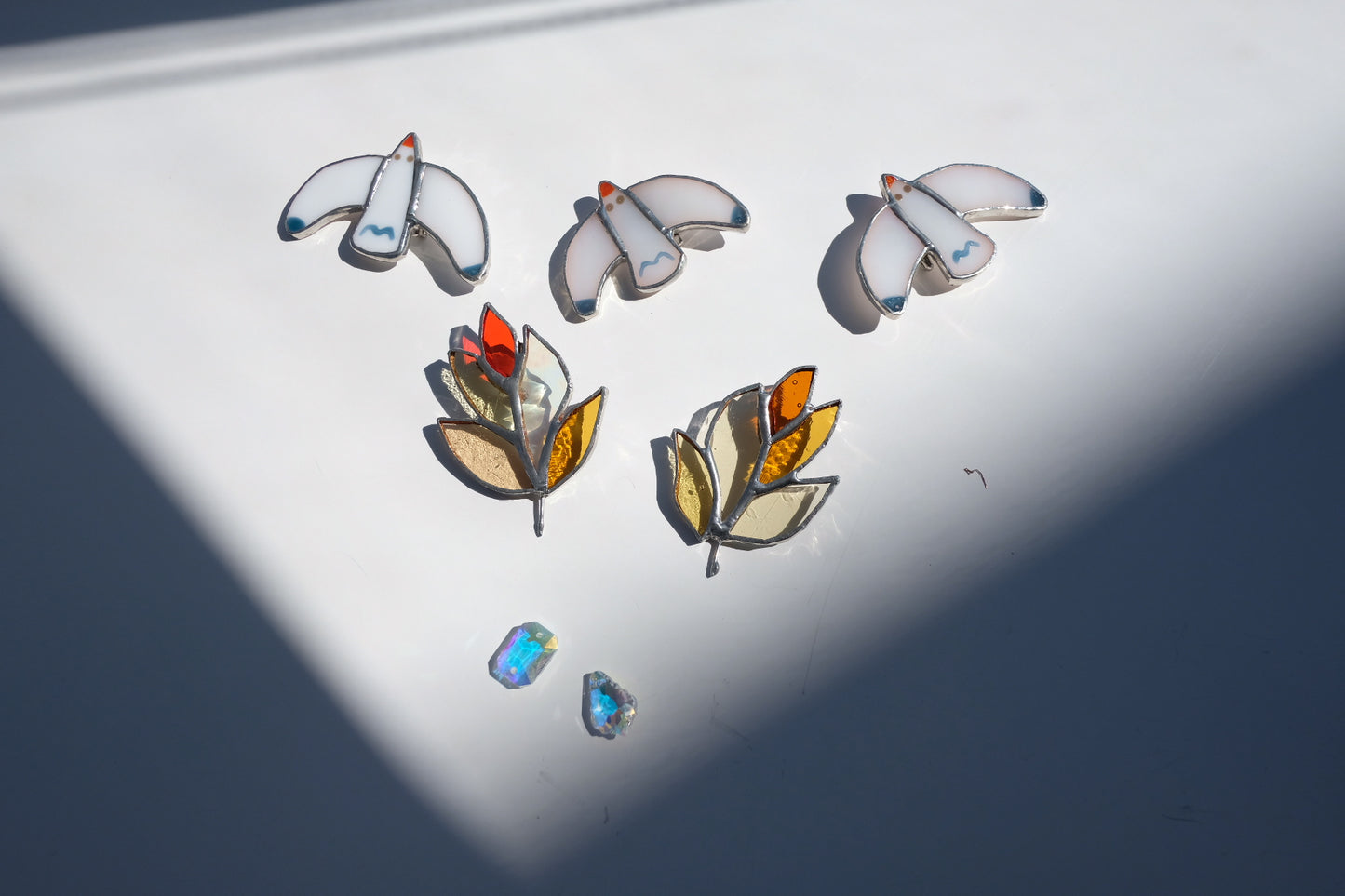 6 Brooches / Reserved