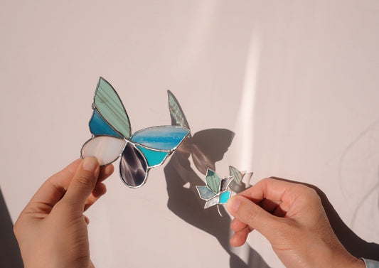 Six items / Reserved